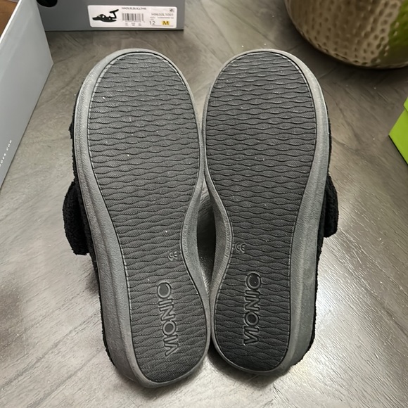 VIONIC Women's Relax Slipper - Picture 8 of 16